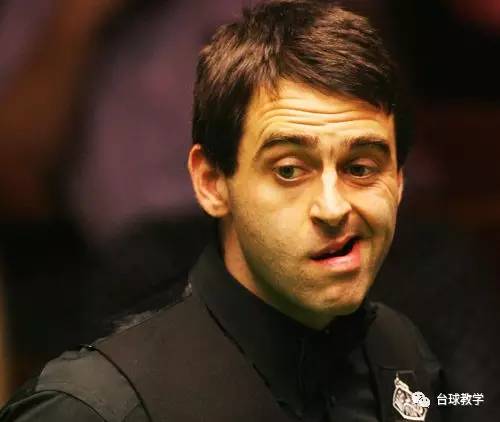 《巴萨欧冠开门红……牌》